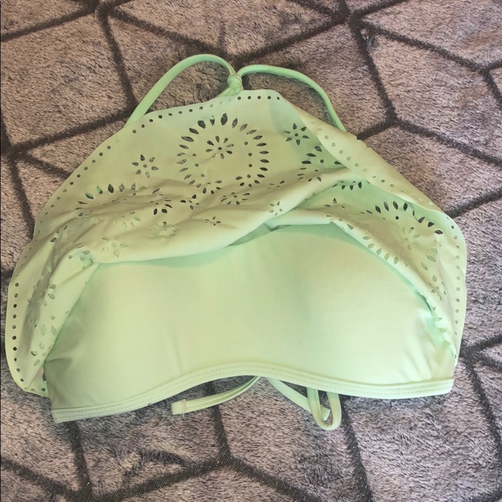 SWIM TOP. Strapless. - Picture 7 of 9